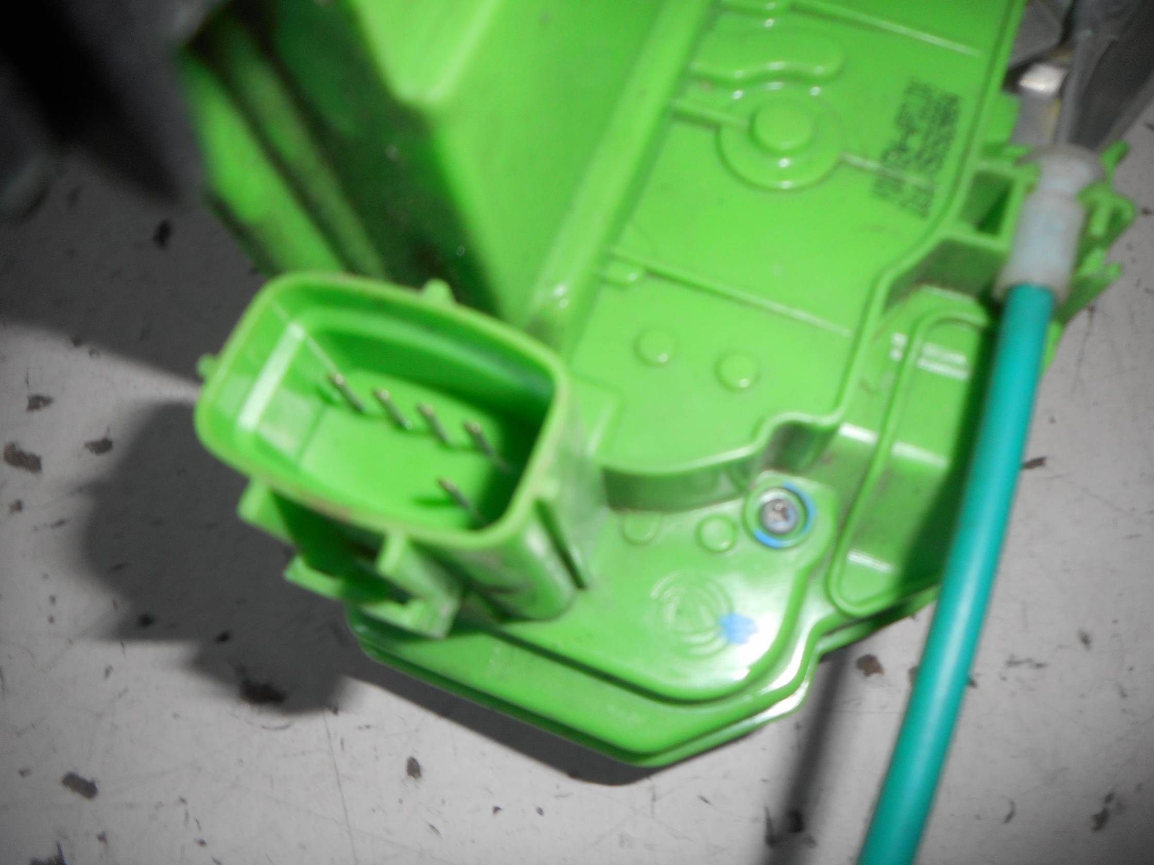 Serratura porta ant. dx.